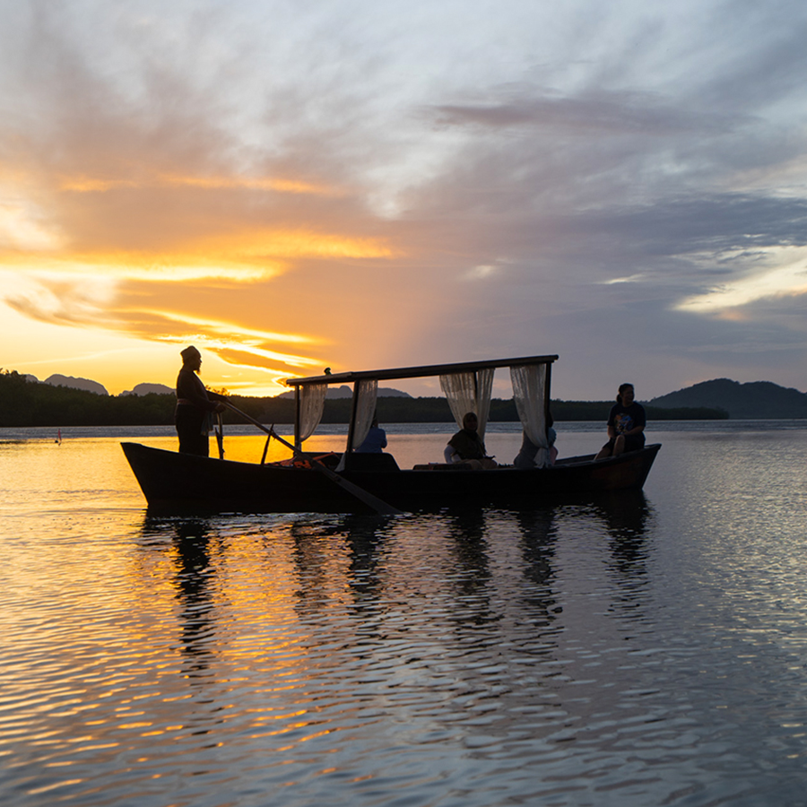Gondola Sunset Package 3 Nights