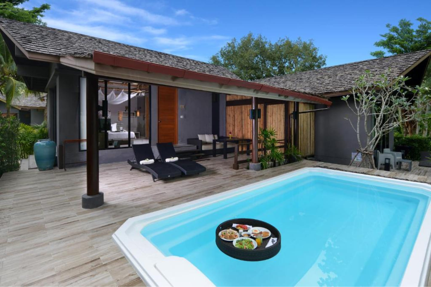 POOL VILLA